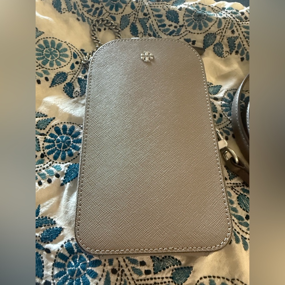 Tory Burch Emerson Phone  Crossbody ~NWT~ Grey